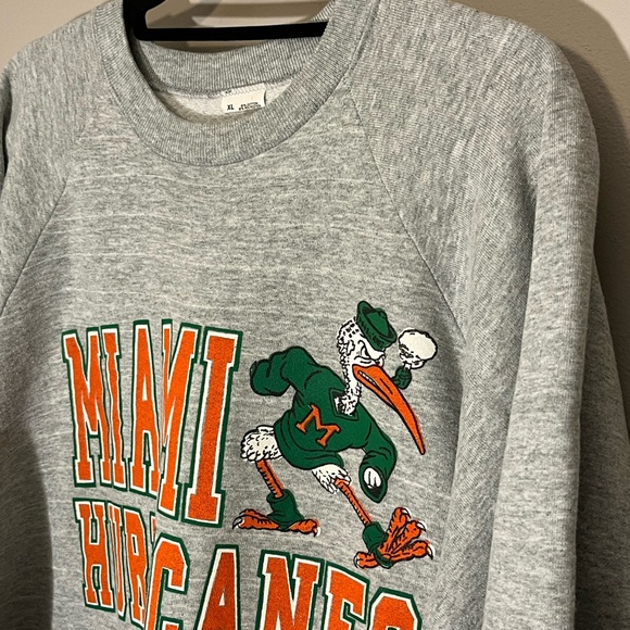Vintage 90s Miami Hurricanes Sweatshirt Gray Fruit Of The Loom Size XL NCAA (G) - Picture 6 of 11